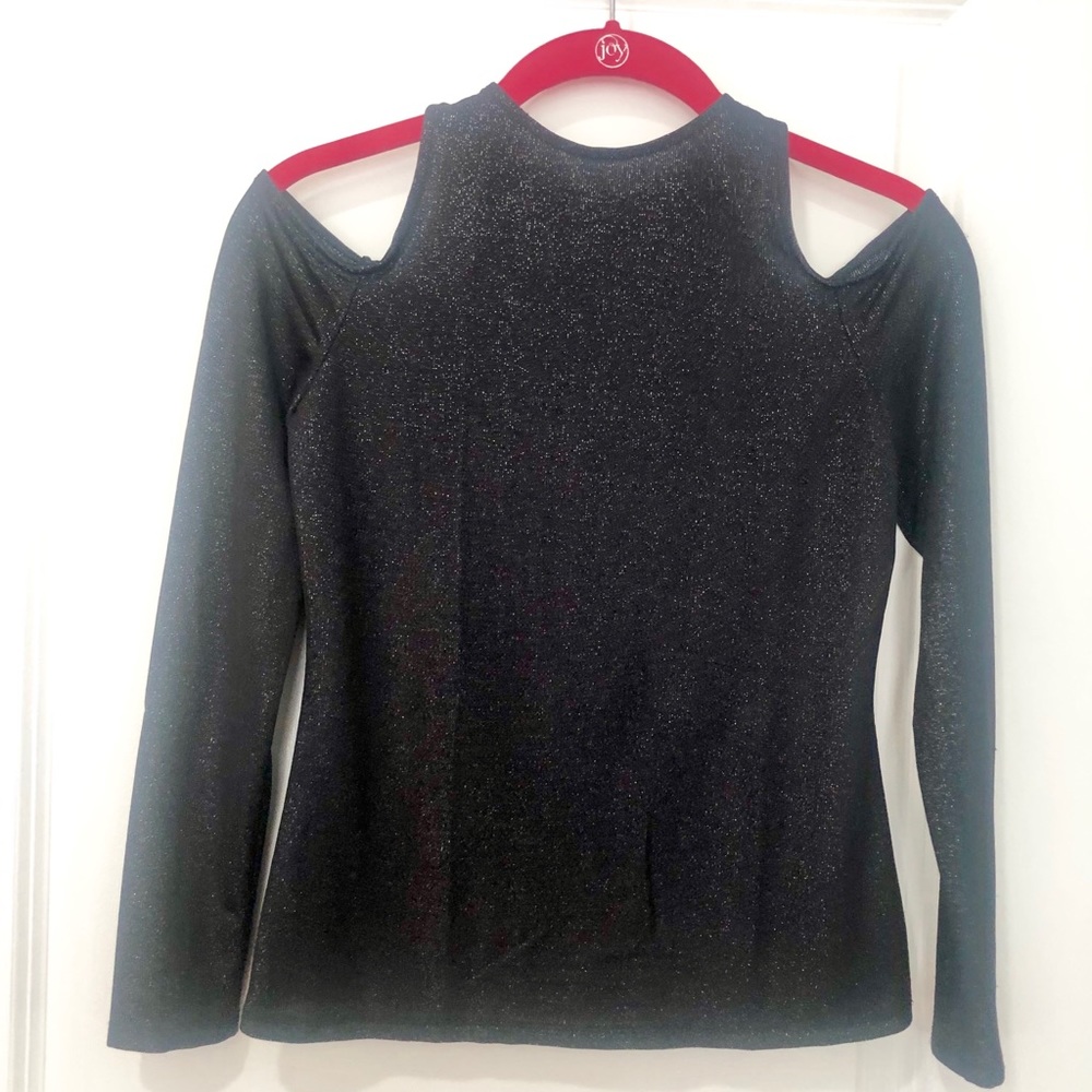 Sparkly black top